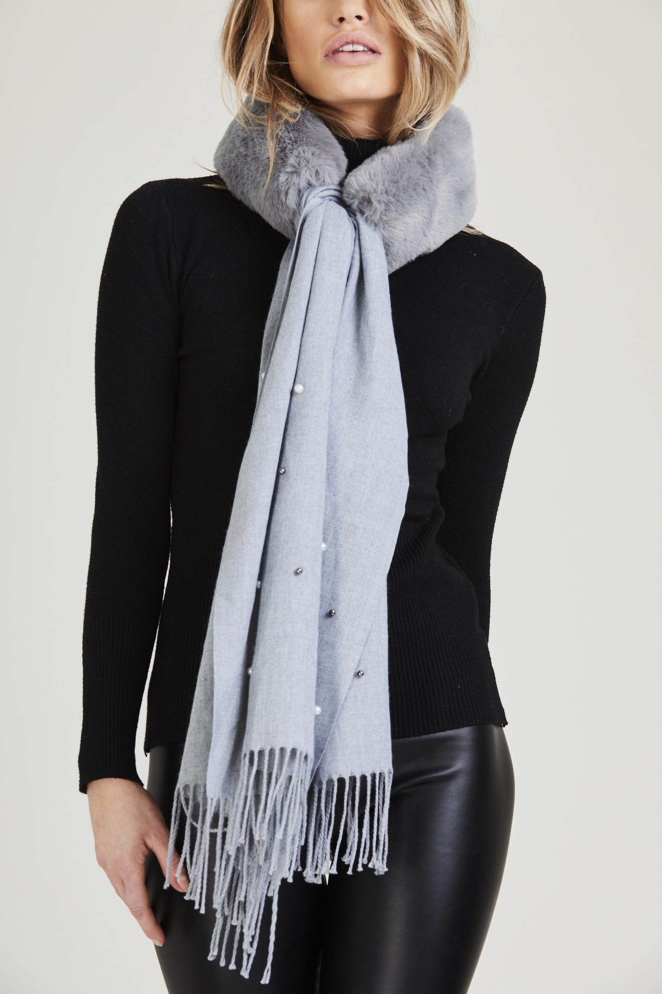 Faux Fur Wrapped Pearl Scarf